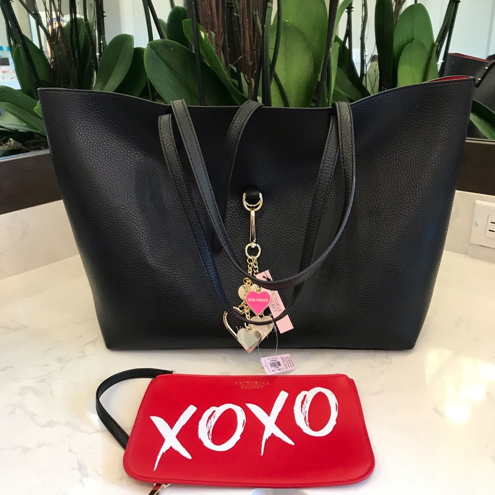 VICTORIA SECRET VALENTINE TOTE WITH KEY CHAIN